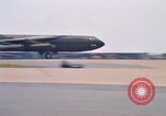 Standbild B-52 Thailand, 1969, aus Sekunde 55 historischem Filmmaterial Videoclip 65675034371