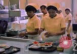 Standbild USAF modulare Dining Hall in U-Tapao Royal Thai Navy Flugplatz Thailand, 1969, aus Sekunde 10 historischem Filmmaterial Videoclip 65675034376