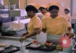 Standbild USAF modulare Dining Hall in U-Tapao Royal Thai Navy Flugplatz Thailand, 1969, aus Sekunde 12 historischem Filmmaterial Videoclip 65675034376