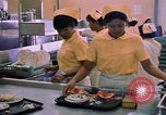 Standbild USAF modulare Dining Hall in U-Tapao Royal Thai Navy Flugplatz Thailand, 1969, aus Sekunde 15 historischem Filmmaterial Videoclip 65675034376