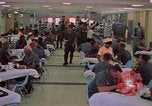 Standbild USAF modulare Dining Hall in U-Tapao Royal Thai Navy Flugplatz Thailand, 1969, aus Sekunde 35 historischem Filmmaterial Videoclip 65675034377