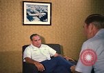 Standbild Lieutenant Colonel Joseph M Valenti Thailand, 1972, aus Sekunde 44 historischem Filmmaterial Videoclip 65675034379