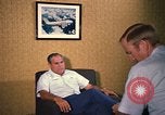 Standbild Lieutenant Colonel Joseph M Valenti Thailand, 1972, aus Sekunde 50 historischem Filmmaterial Videoclip 65675034379