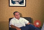 Standbild Lieutenant Colonel Joseph M Valenti Thailand, 1972, aus Sekunde 58 historischem Filmmaterial Videoclip 65675034379