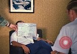 Standbild US Air Force Lieutenant Colonel Joseph M Valenti Thailand, 1972, aus Sekunde 3 historischem Filmmaterial Videoclip 65675034380