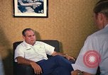 Standbild US Air Force Lieutenant Colonel Joseph M Valenti Thailand, 1972, aus Sekunde 5 historischem Filmmaterial Videoclip 65675034380