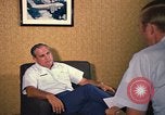 Standbild US Air Force Lieutenant Colonel Joseph M Valenti Thailand, 1972, aus Sekunde 9 historischem Filmmaterial Videoclip 65675034380