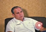 Standbild US Air Force Lieutenant Colonel Joseph M Valenti Thailand, 1972, aus Sekunde 21 historischem Filmmaterial Videoclip 65675034380