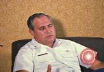 Standbild US Air Force Lieutenant Colonel Joseph M Valenti Thailand, 1972, aus Sekunde 33 historischem Filmmaterial Videoclip 65675034380