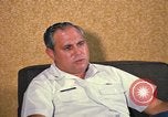 Standbild US Air Force Lieutenant Colonel Joseph M Valenti Thailand, 1972, aus Sekunde 37 historischem Filmmaterial Videoclip 65675034380