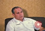 Standbild US Air Force Lieutenant Colonel Joseph M Valenti Thailand, 1972, aus Sekunde 41 historischem Filmmaterial Videoclip 65675034380