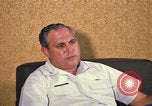 Standbild US Air Force Lieutenant Colonel Joseph M Valenti Thailand, 1972, aus Sekunde 43 historischem Filmmaterial Videoclip 65675034380
