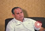 Standbild US Air Force Lieutenant Colonel Joseph M Valenti Thailand, 1972, aus Sekunde 48 historischem Filmmaterial Videoclip 65675034380