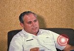 Standbild US Air Force Lieutenant Colonel Joseph M Valenti Thailand, 1972, aus Sekunde 59 historischem Filmmaterial Videoclip 65675034380
