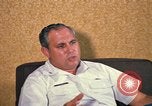 Standbild US Air Force Lieutenant Colonel Joseph M Valenti Thailand, 1972, aus Sekunde 62 historischem Filmmaterial Videoclip 65675034380