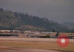 Immagine di C-5un rifornimento a U Tapao-Royal Thai Navy Airfield Della Thailandia, 1972, secondo 16 filmato di repertorio 65675034382