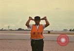 Immagine di C-5un rifornimento a U Tapao-Royal Thai Navy Airfield Della Thailandia, 1972, secondo 26 filmato di repertorio 65675034382
