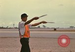 Immagine di C-5un rifornimento a U Tapao-Royal Thai Navy Airfield Della Thailandia, 1972, secondo 35 filmato di repertorio 65675034382