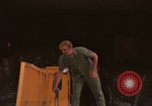 Immagine di C-5A essere scaricato da avieri del 6° porta antenna squadrone Della Thailandia, 1972, secondo 57 filmato di repertorio 65675034383