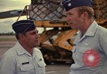Standbild USAF Oberstleutnant Joseph M Valenti Thailand, 1972, aus Sekunde 22 historischem Filmmaterial Videoclip 65675034385