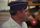 Standbild USAF Oberstleutnant Joseph M Valenti Thailand, 1972, aus Sekunde 29 historischem Filmmaterial Videoclip 65675034385