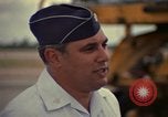 Standbild USAF Oberstleutnant Joseph M Valenti Thailand, 1972, aus Sekunde 38 historischem Filmmaterial Videoclip 65675034385