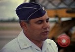 Standbild USAF Oberstleutnant Joseph M Valenti Thailand, 1972, aus Sekunde 51 historischem Filmmaterial Videoclip 65675034385