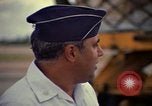 Standbild USAF Oberstleutnant Joseph M Valenti Thailand, 1972, aus Sekunde 56 historischem Filmmaterial Videoclip 65675034385