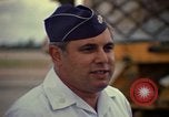 Standbild USAF Oberstleutnant Joseph M Valenti Thailand, 1972, aus Sekunde 58 historischem Filmmaterial Videoclip 65675034385