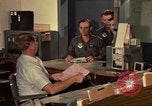 Standbild USAF Major Ralph W Walker U-Tapao Royal Thai Air Force Base Thailand, 1972, aus Sekunde 10 historischem Filmmaterial Videoclip 65675034386
