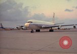 Standbild General Joseph J Nazzaro U-Tapao Royal Thai Air Force Base Thailand, 1967, aus Sekunde 22 historischem Filmmaterial Videoclip 65675034392