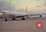 Standbild General Joseph J Nazzaro U-Tapao Royal Thai Air Force Base Thailand, 1967, aus Sekunde 26 historischem Filmmaterial Videoclip 65675034392