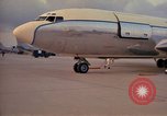 Standbild General Joseph J Nazzaro U-Tapao Royal Thai Air Force Base Thailand, 1967, aus Sekunde 29 historischem Filmmaterial Videoclip 65675034392