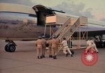 Standbild General Joseph J Nazzaro U-Tapao Royal Thai Air Force Base Thailand, 1967, aus Sekunde 32 historischem Filmmaterial Videoclip 65675034392