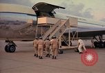 Standbild General Joseph J Nazzaro U-Tapao Royal Thai Air Force Base Thailand, 1967, aus Sekunde 35 historischem Filmmaterial Videoclip 65675034392