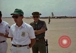 Standbild General Joseph J Nazzaro U-Tapao Royal Thai Air Force Base Thailand, 1967, aus Sekunde 31 historischem Filmmaterial Videoclip 65675034395