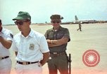 Standbild General Joseph J Nazzaro U-Tapao Royal Thai Air Force Base Thailand, 1967, aus Sekunde 32 historischem Filmmaterial Videoclip 65675034395