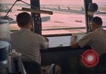 Standbild Air Force Offiziere direkte B-52 Ground Operations U-Tapao Royal Thai Air Force Base Thailand, 1969, aus Sekunde 12 historischem Filmmaterial Videoclip 65675034396