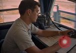Standbild Air Force Offiziere direkte B-52 Ground Operations U-Tapao Royal Thai Air Force Base Thailand, 1969, aus Sekunde 23 historischem Filmmaterial Videoclip 65675034396