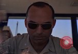 Standbild Air Force Offiziere direkte B-52 Ground Operations U-Tapao Royal Thai Air Force Base Thailand, 1969, aus Sekunde 32 historischem Filmmaterial Videoclip 65675034396