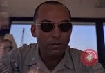 Standbild Air Force Offiziere direkte B-52 Ground Operations U-Tapao Royal Thai Air Force Base Thailand, 1969, aus Sekunde 34 historischem Filmmaterial Videoclip 65675034396