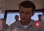 Standbild Air Force Offiziere direkte B-52 Ground Operations U-Tapao Royal Thai Air Force Base Thailand, 1969, aus Sekunde 47 historischem Filmmaterial Videoclip 65675034396