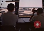 Standbild Air Force Offiziere direkte B-52 Ground Operations U-Tapao Royal Thai Air Force Base Thailand, 1969, aus Sekunde 60 historischem Filmmaterial Videoclip 65675034396