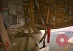 Standbild tanken Schlauch an Centrepoint tanken Ventil U-Tapao Royal Thai Air Force Base Thailand, 1969, aus Sekunde 8 historischem Filmmaterial Videoclip 65675034397