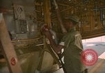 Standbild tanken Schlauch an Centrepoint tanken Ventil U-Tapao Royal Thai Air Force Base Thailand, 1969, aus Sekunde 15 historischem Filmmaterial Videoclip 65675034397