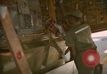 Standbild tanken Schlauch an Centrepoint tanken Ventil U-Tapao Royal Thai Air Force Base Thailand, 1969, aus Sekunde 30 historischem Filmmaterial Videoclip 65675034397