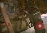 Standbild tanken Schlauch an Centrepoint tanken Ventil U-Tapao Royal Thai Air Force Base Thailand, 1969, aus Sekunde 31 historischem Filmmaterial Videoclip 65675034397