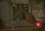 Standbild tanken Schlauch an Centrepoint tanken Ventil U-Tapao Royal Thai Air Force Base Thailand, 1969, aus Sekunde 50 historischem Filmmaterial Videoclip 65675034397