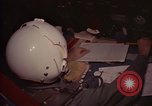 Standbild B-52-Navigator Okinawa Japan, 1969, aus Sekunde 11 historischem Filmmaterial Videoclip 65675034398