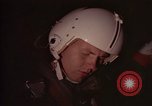 Standbild B-52-Navigator Okinawa Japan, 1969, aus Sekunde 18 historischem Filmmaterial Videoclip 65675034398